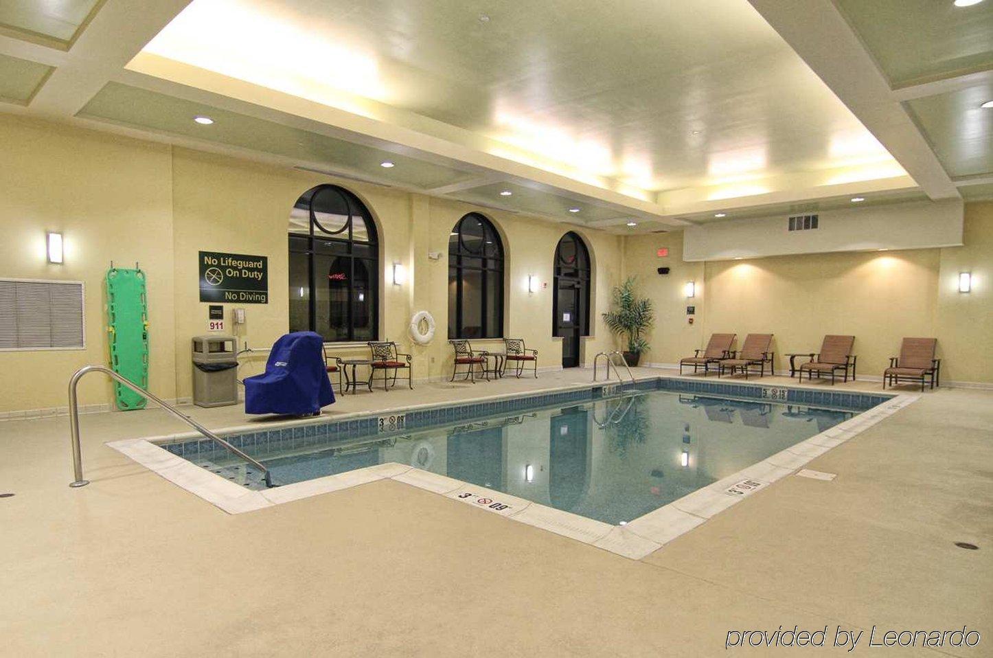 Hilton Garden Inn Пайквилл Экстерьер фото