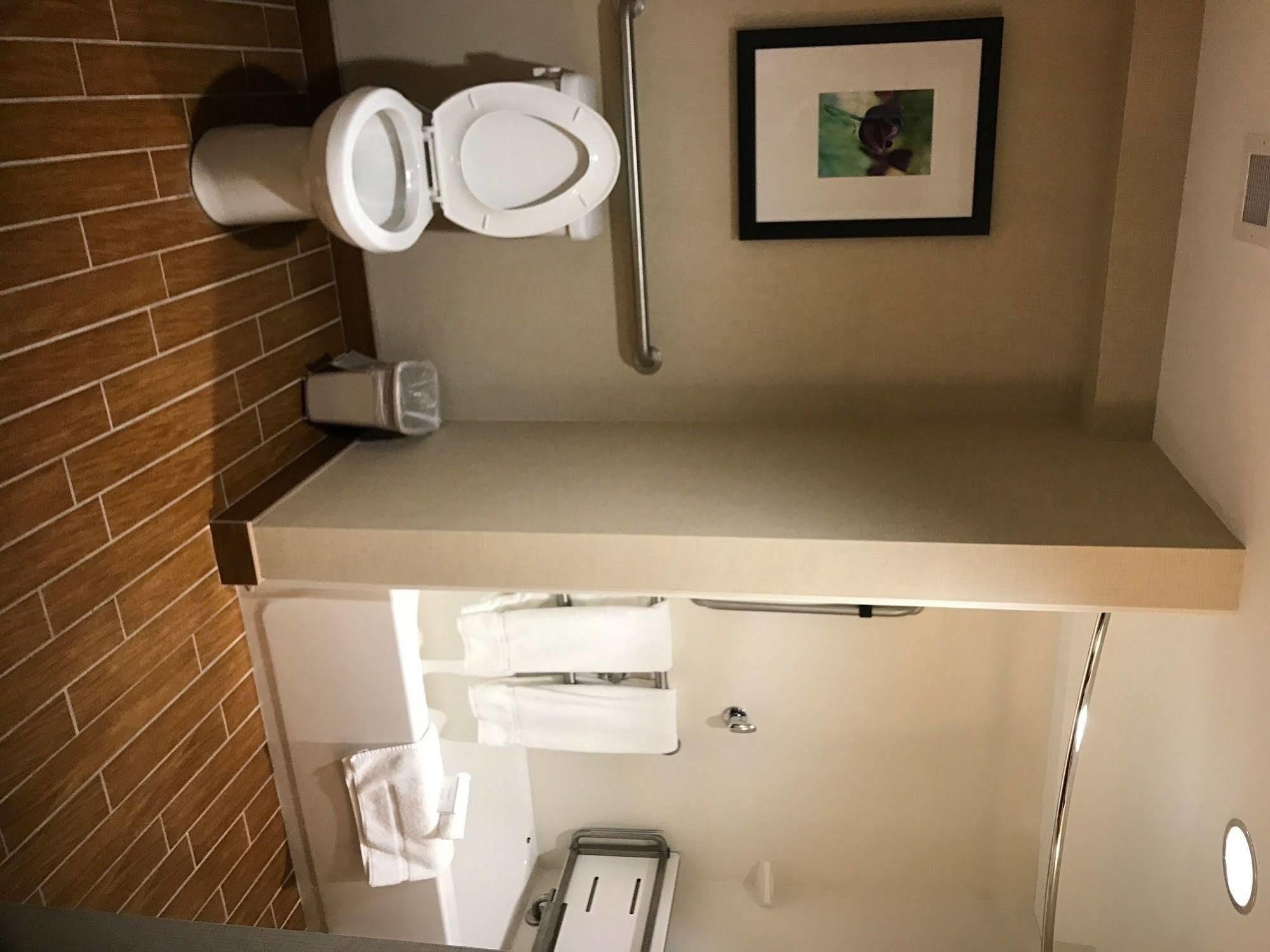 Hilton Garden Inn Пайквилл Экстерьер фото