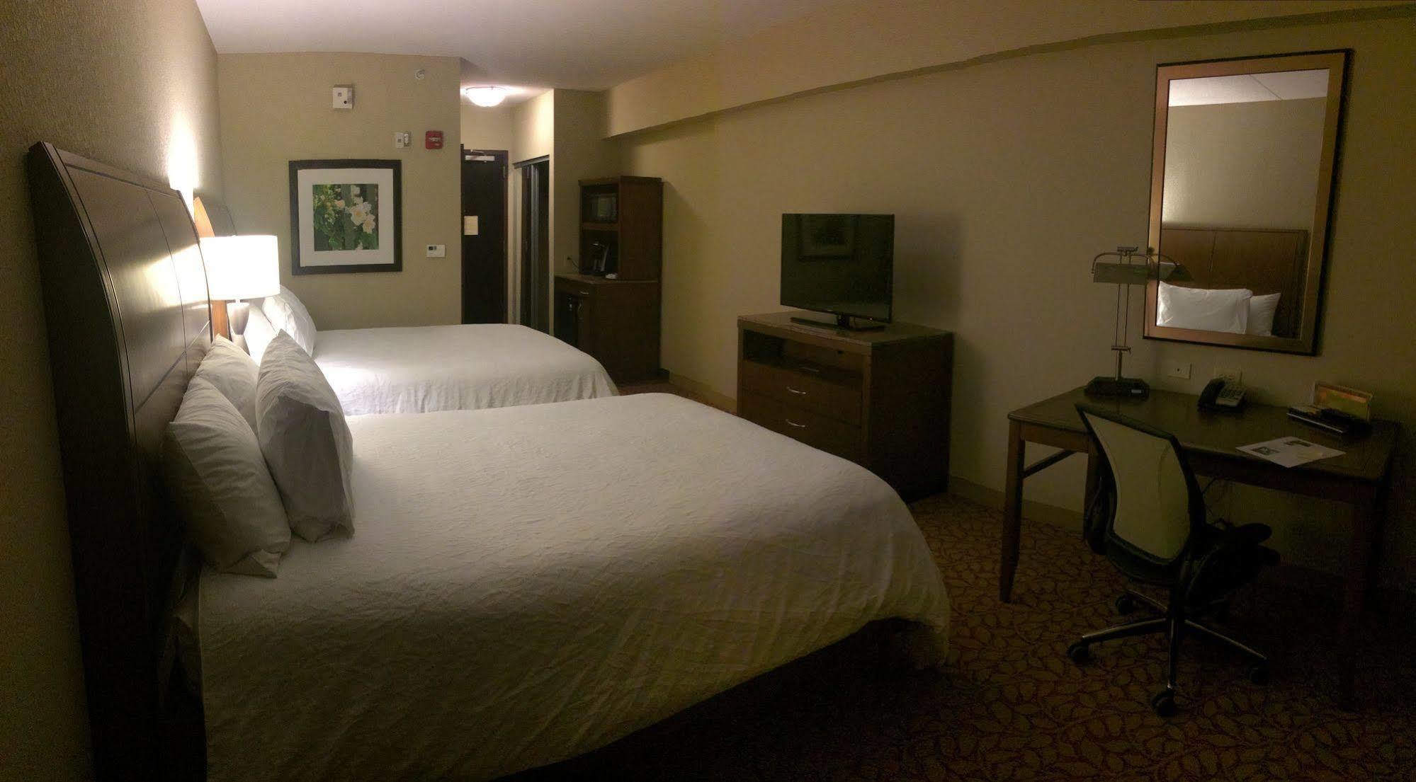 Hilton Garden Inn Пайквилл Экстерьер фото