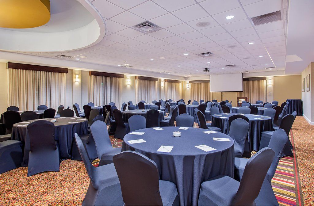 Hilton Garden Inn Пайквилл Экстерьер фото