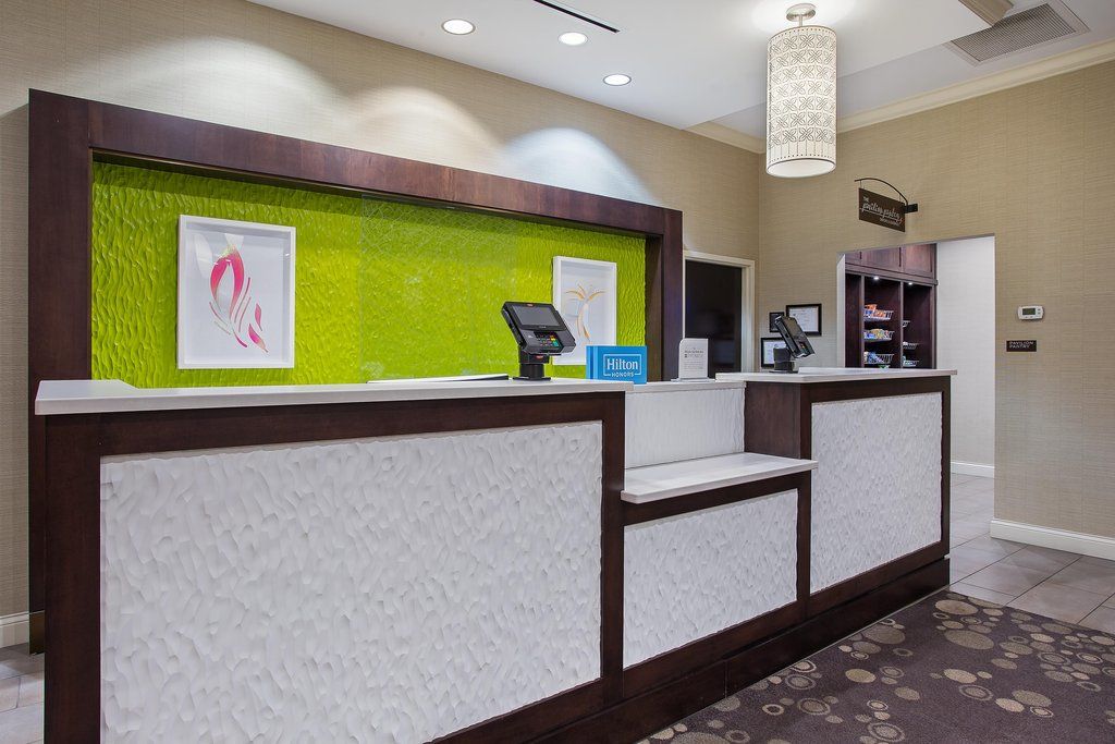 Hilton Garden Inn Пайквилл Экстерьер фото