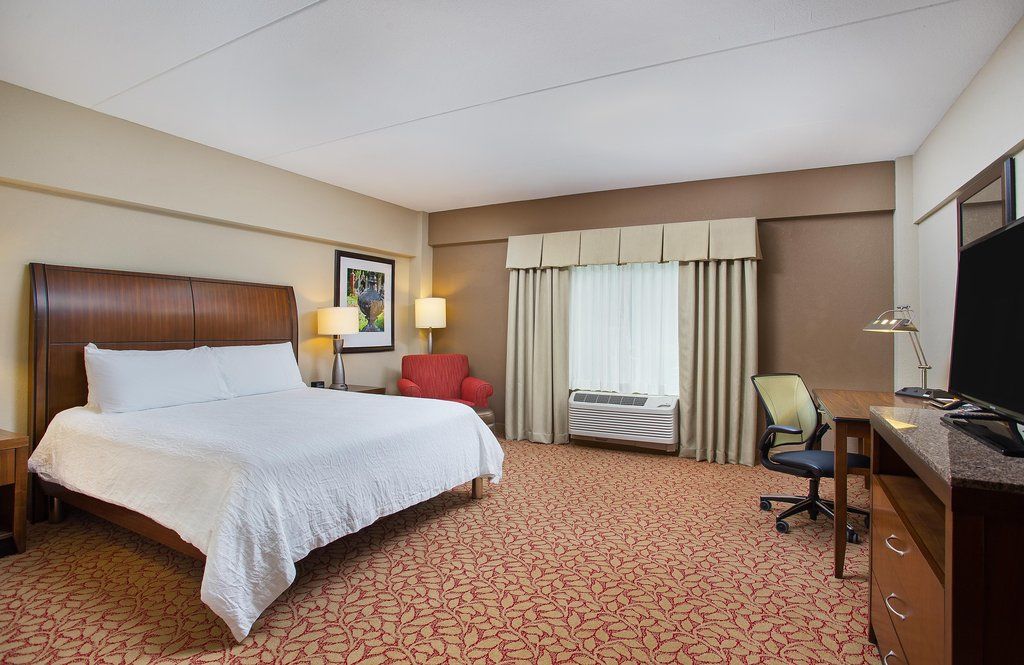 Hilton Garden Inn Пайквилл Экстерьер фото